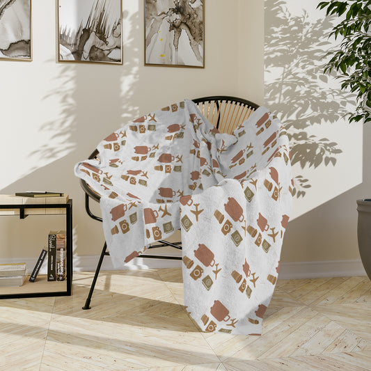 Travel Fun Velveteen Microfiber Blanket – Ultra-Soft Comfort with Wanderlust Style